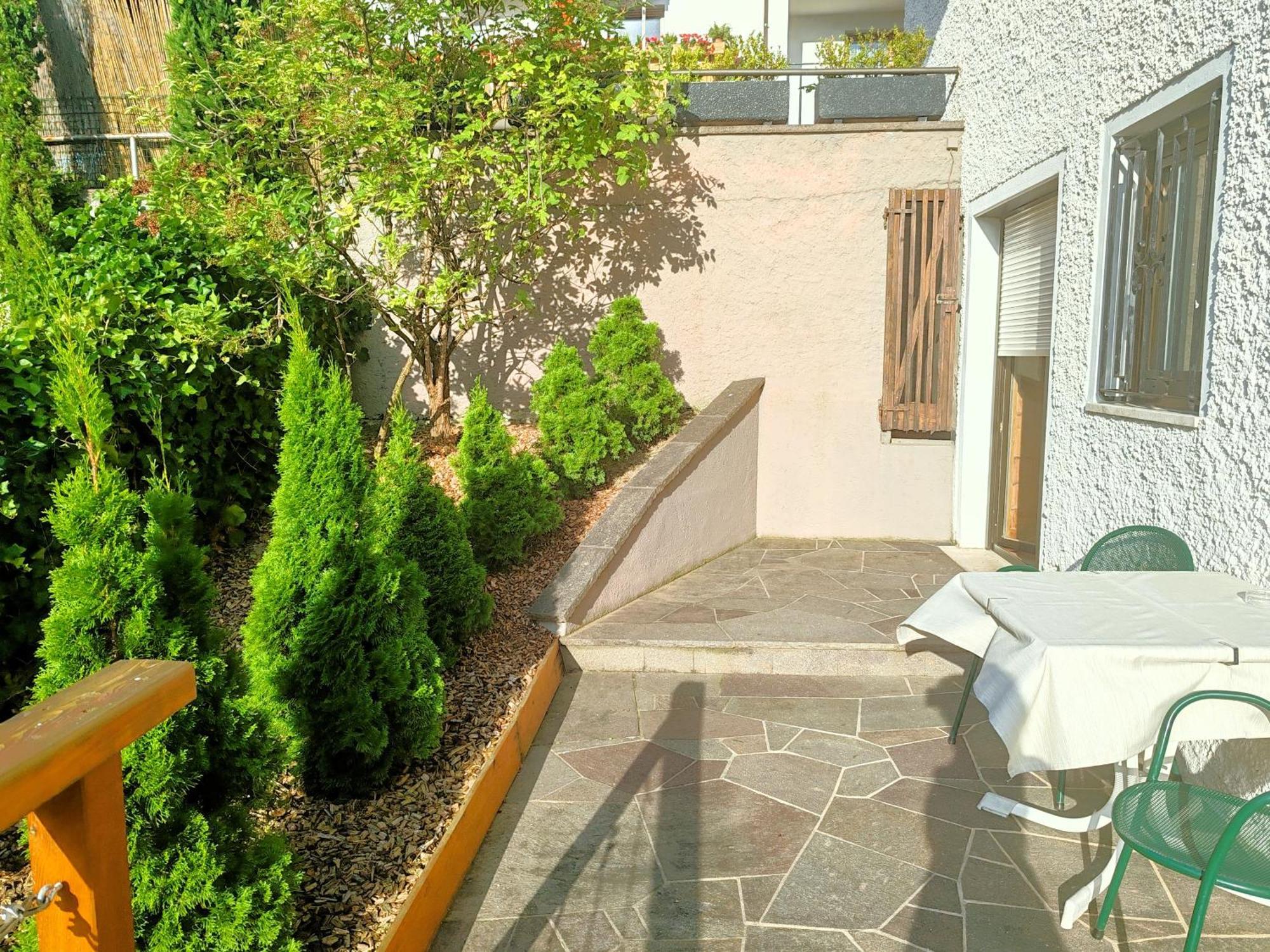Schenna Garni Eden Bed & Breakfast Zewnętrze zdjęcie