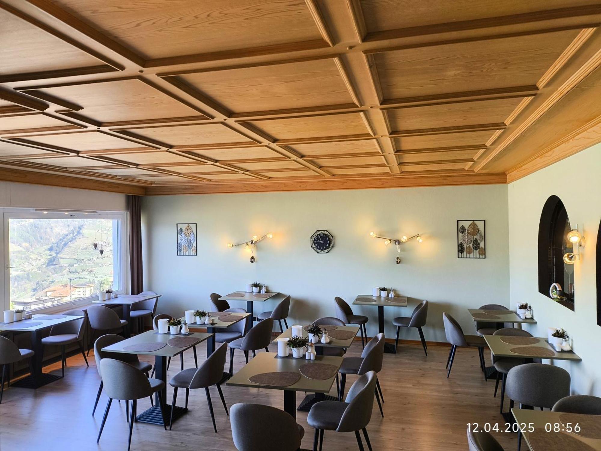 Schenna Garni Eden Bed & Breakfast Zewnętrze zdjęcie