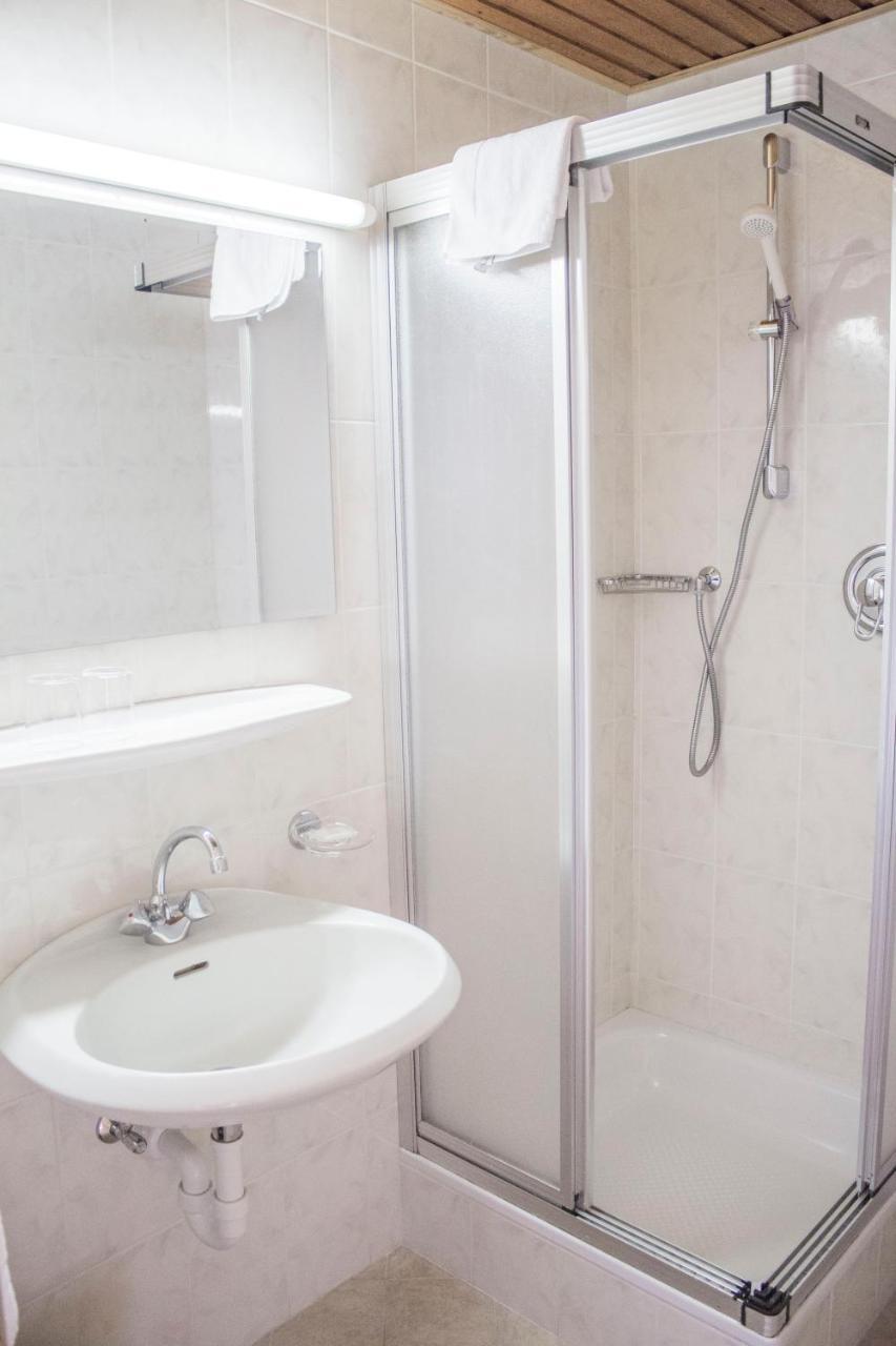 Schenna Garni Eden Bed & Breakfast Zewnętrze zdjęcie
