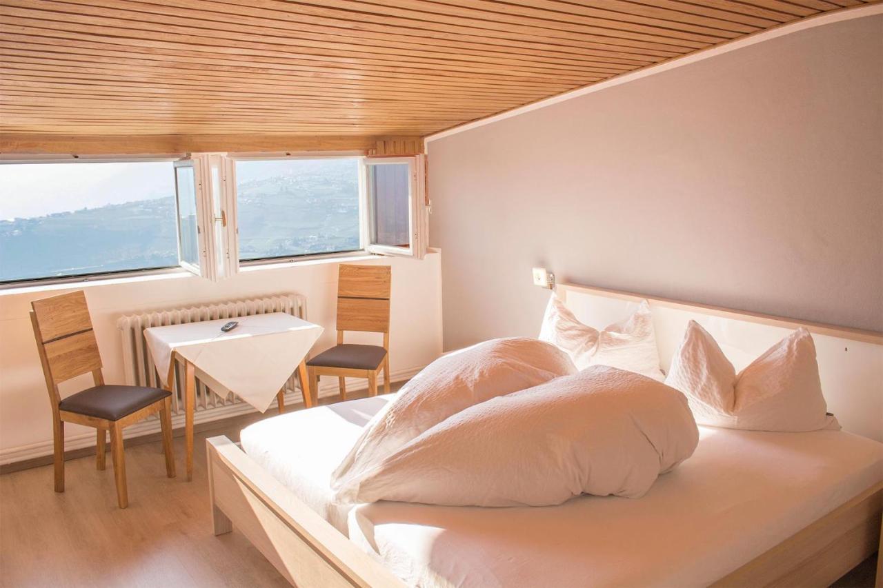 Schenna Garni Eden Bed & Breakfast Zewnętrze zdjęcie