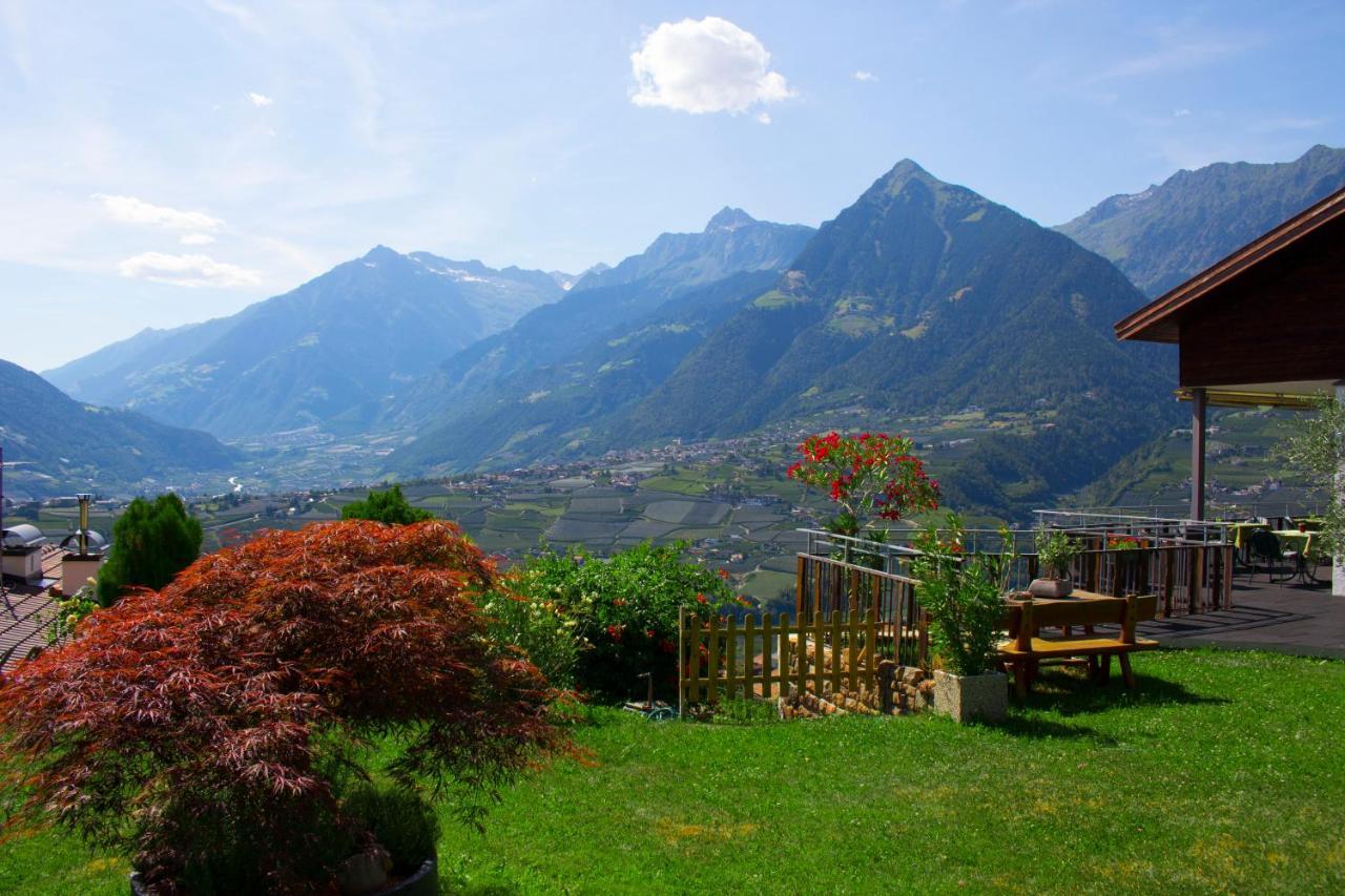 Schenna Garni Eden Bed & Breakfast Zewnętrze zdjęcie