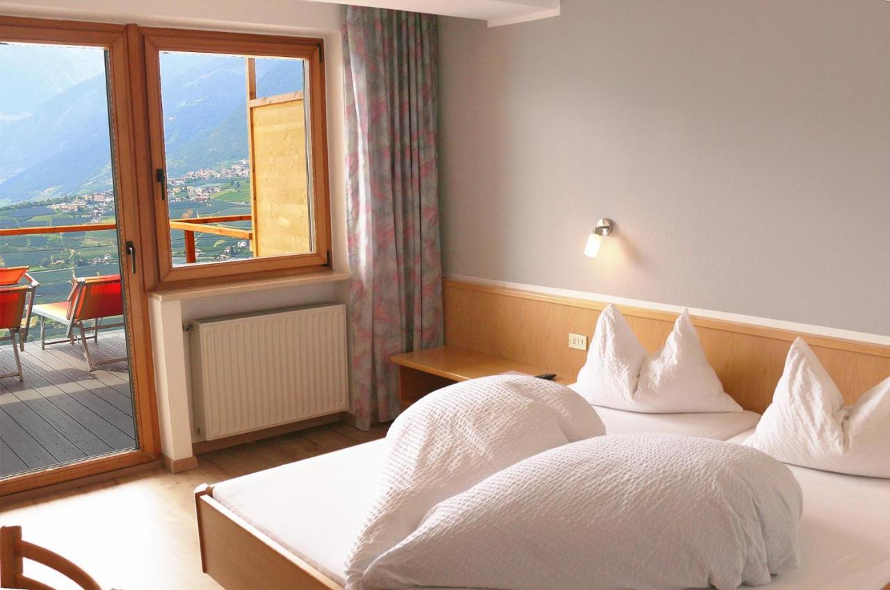 Schenna Garni Eden Bed & Breakfast Zewnętrze zdjęcie